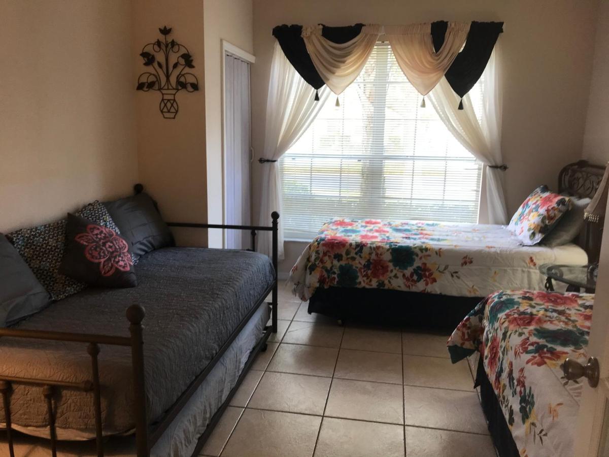 7 Bedroom, 6 Bath And Pool Near Disney In Emerald Island 4 King Master Suites Kissimmee Eksteriør bilde