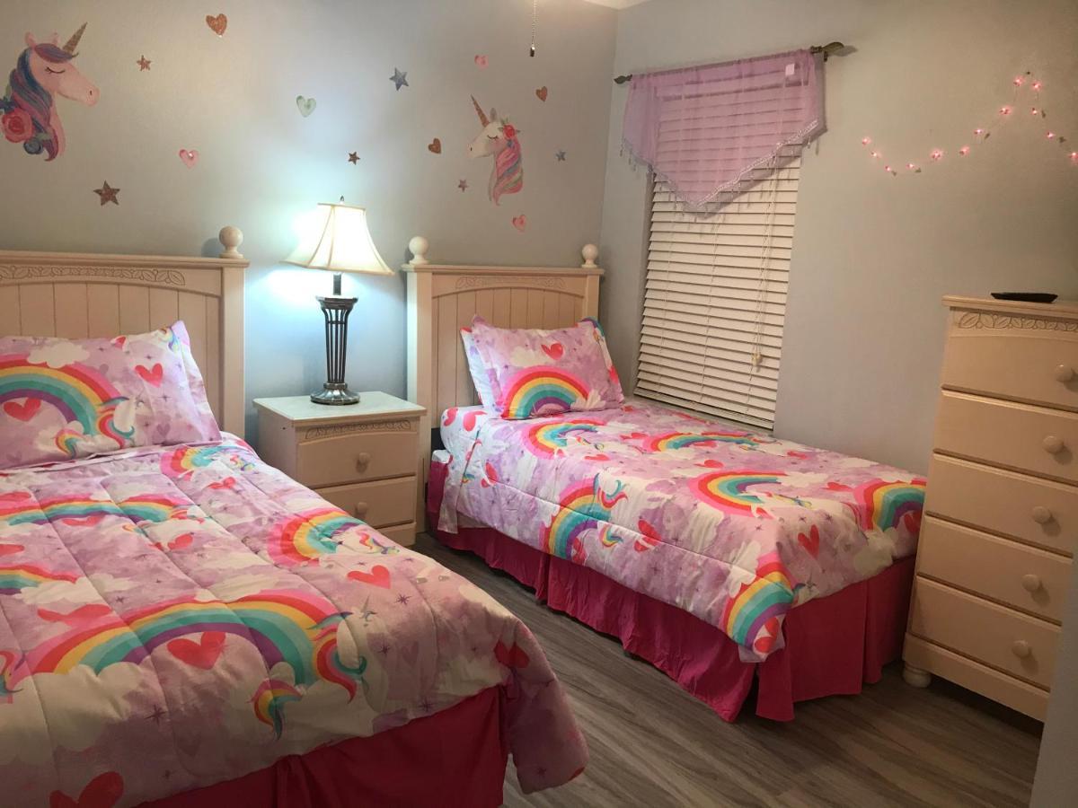 7 Bedroom, 6 Bath And Pool Near Disney In Emerald Island 4 King Master Suites Kissimmee Eksteriør bilde