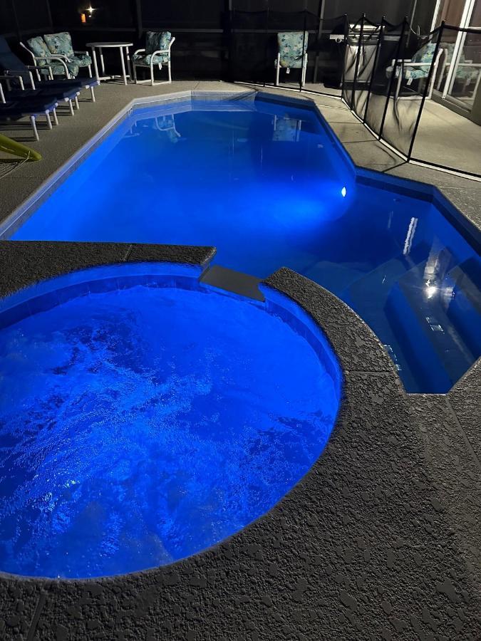 7 Bedroom, 6 Bath And Pool Near Disney In Emerald Island 4 King Master Suites Kissimmee Eksteriør bilde