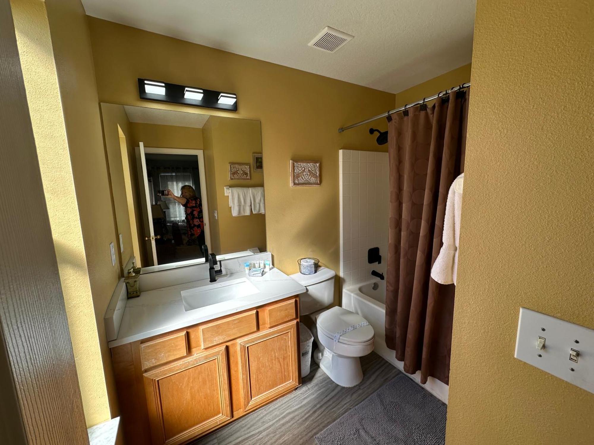 7 Bedroom, 6 Bath And Pool Near Disney In Emerald Island 4 King Master Suites Kissimmee Eksteriør bilde